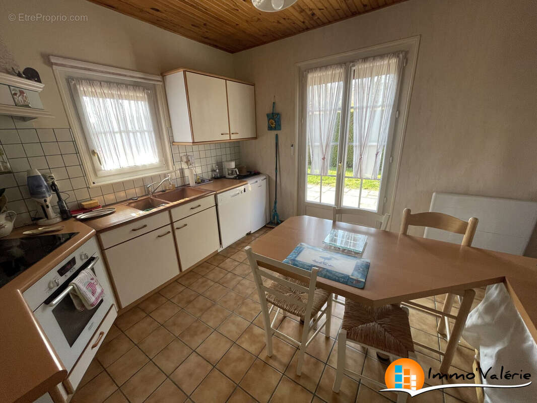 Maison à CHARMES