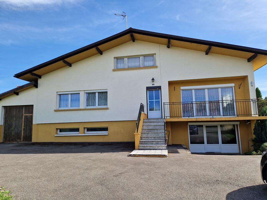 Maison à LACOLLONGE