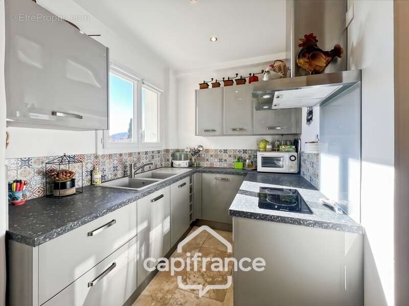 Appartement à HYERES