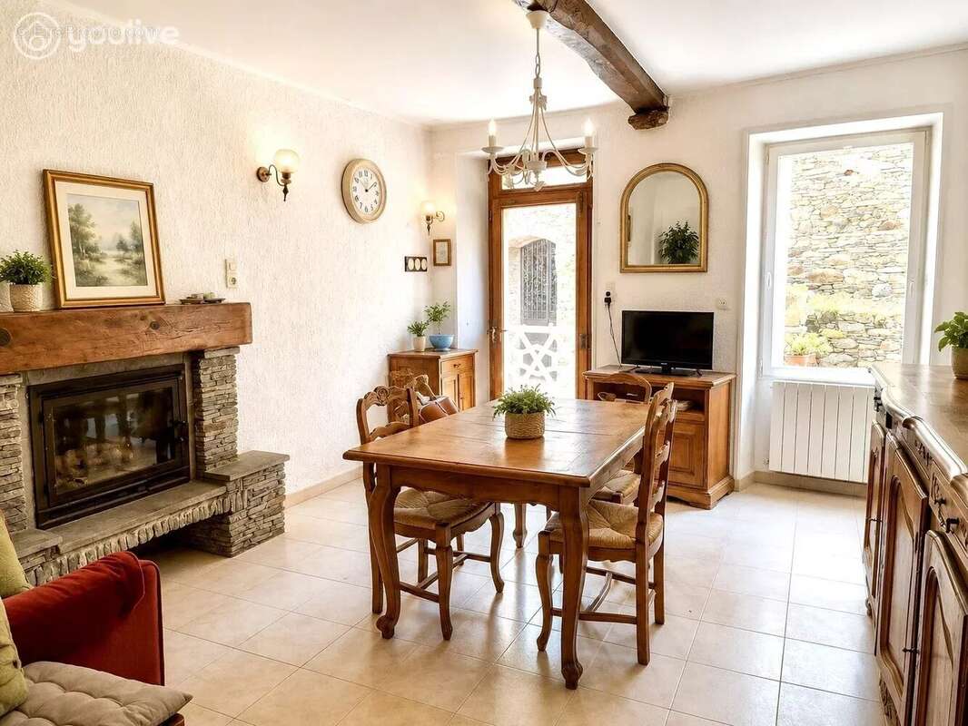 Maison de village avec 2 appartements –Petite Vue mer et montagne - photo 16