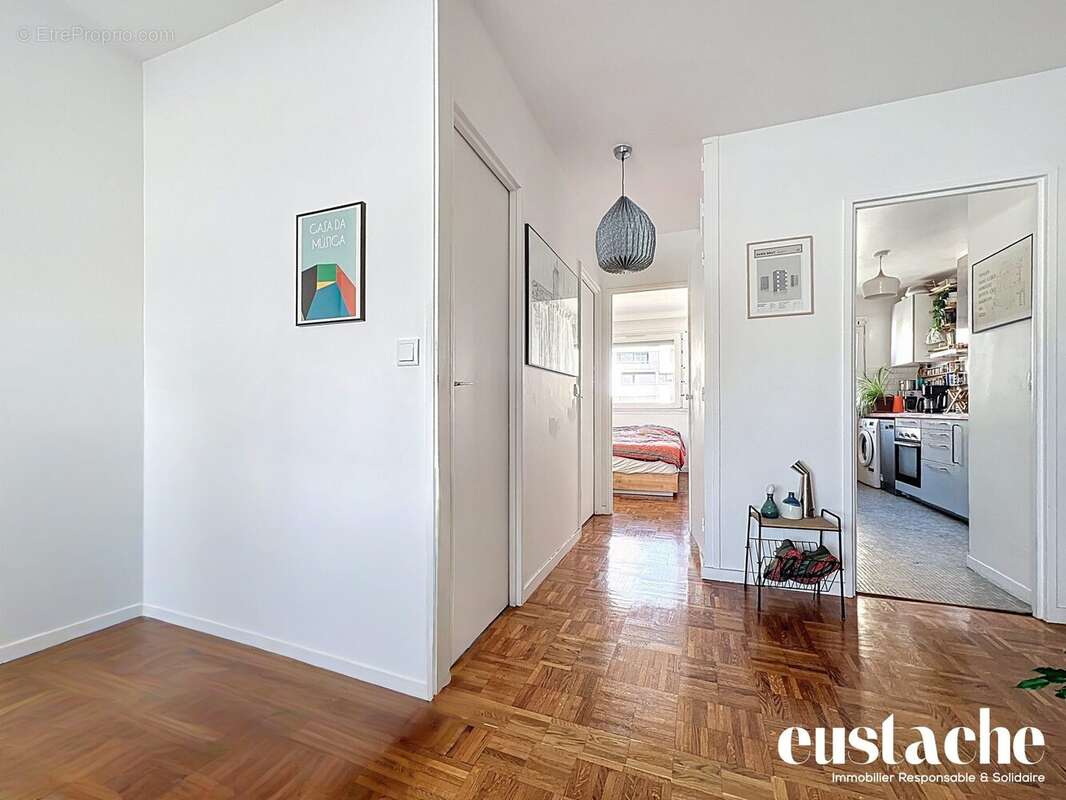 Appartement à PARIS-19E