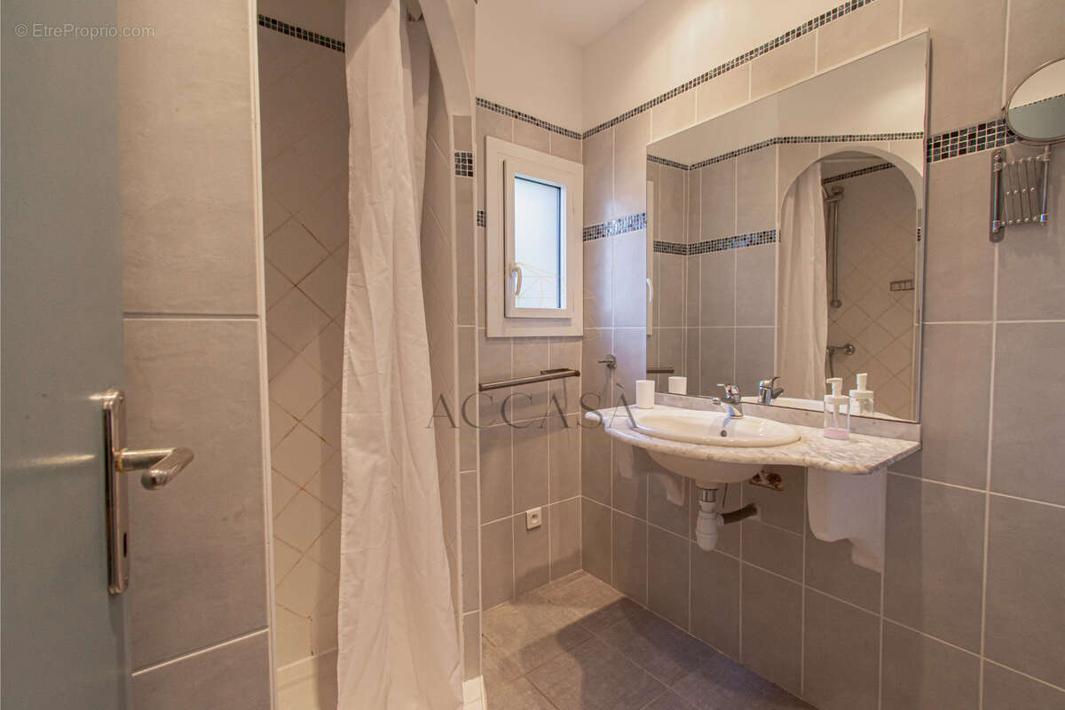 Maison à PORTO-VECCHIO