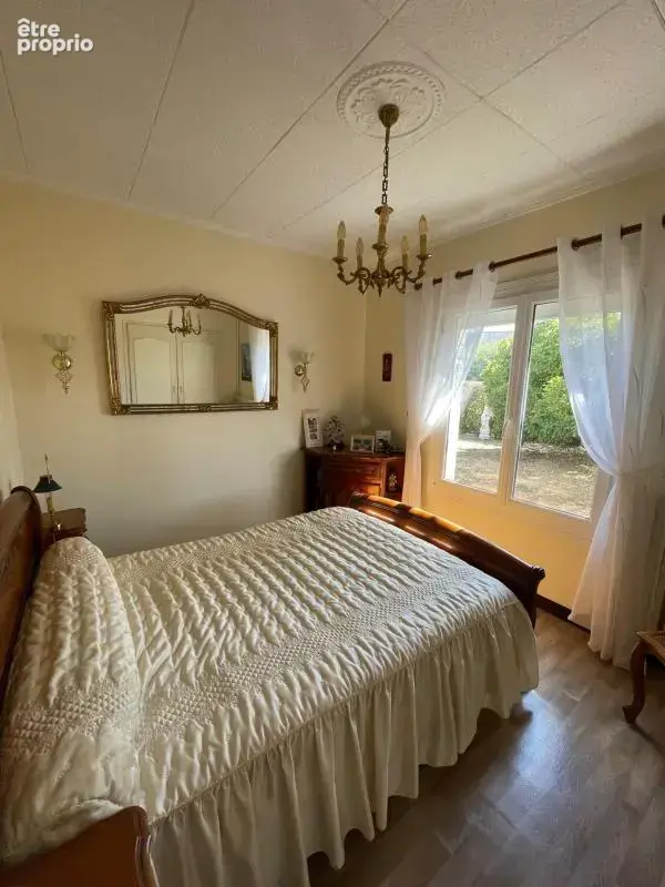 Maison de 7 pièces en centre bourg - photo 3