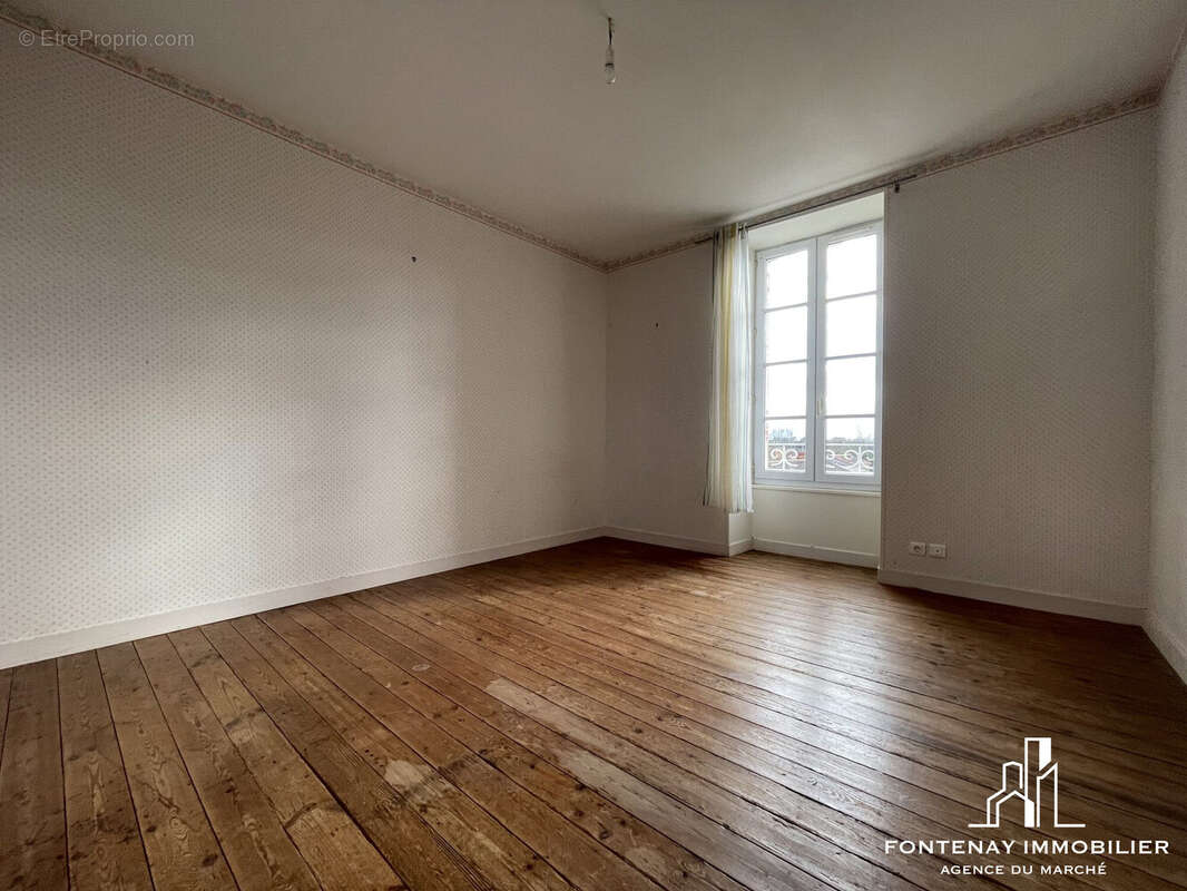 Maison à SAINT-PIERRE-LE-VIEUX