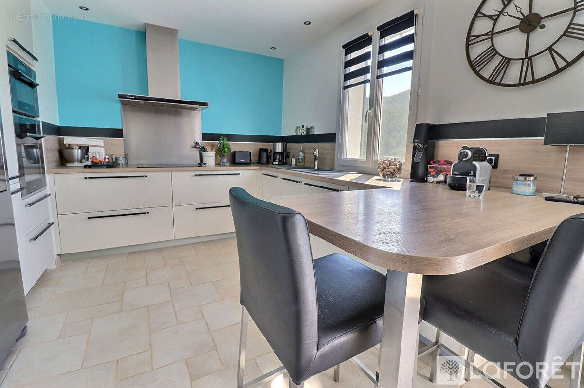 Maison à LA LONDE-LES-MAURES