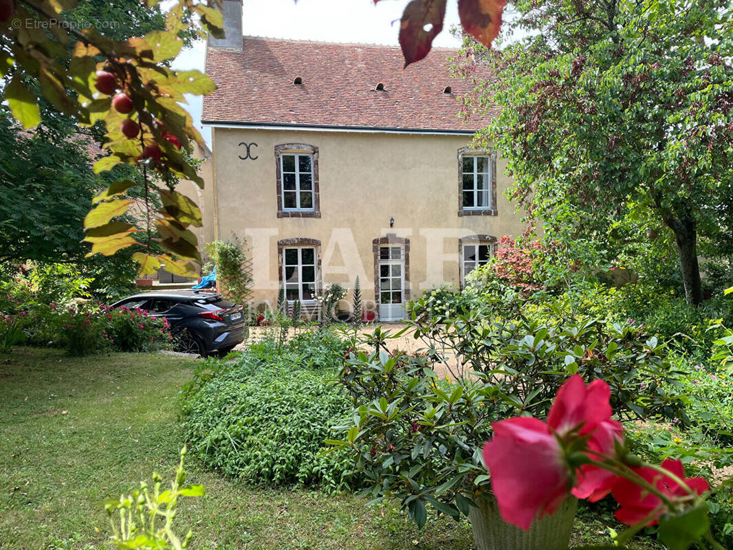 Maison à BEAUMONT-SUR-SARTHE