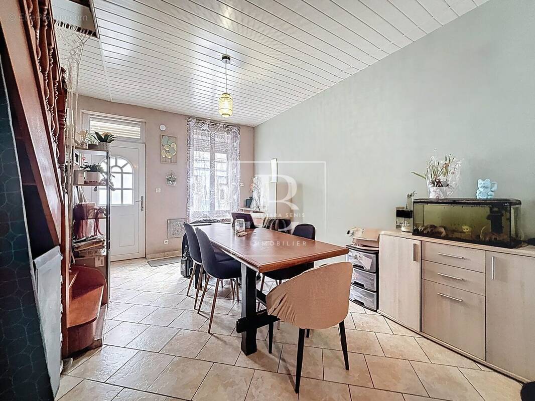 Maison à ROEULX