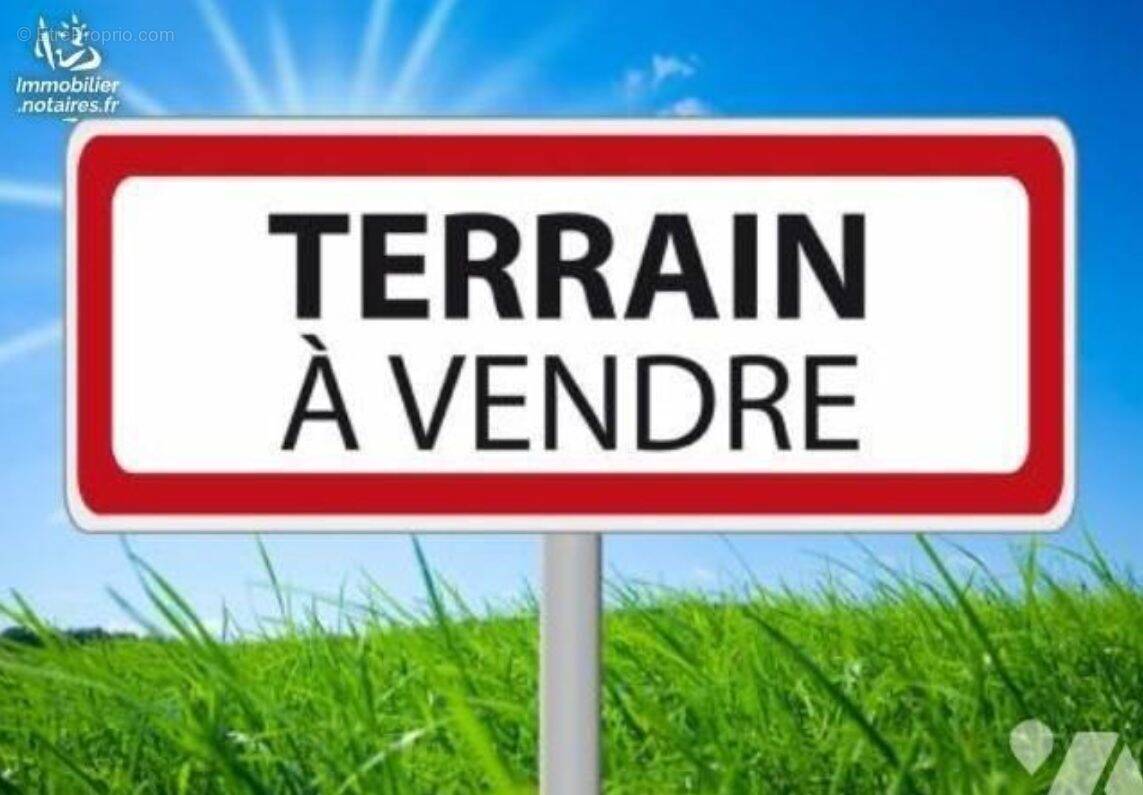 Terrain à BREHAL