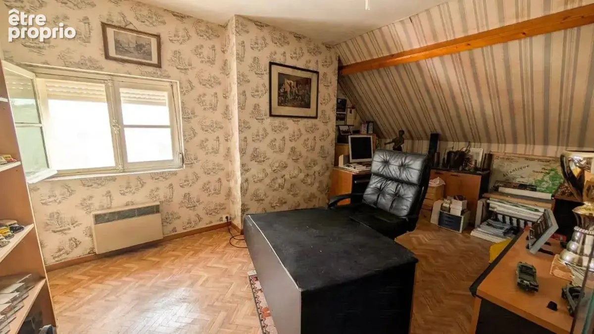 Maison de ville de 210 m², 1500 m² de jardin, grand garage - photo 12