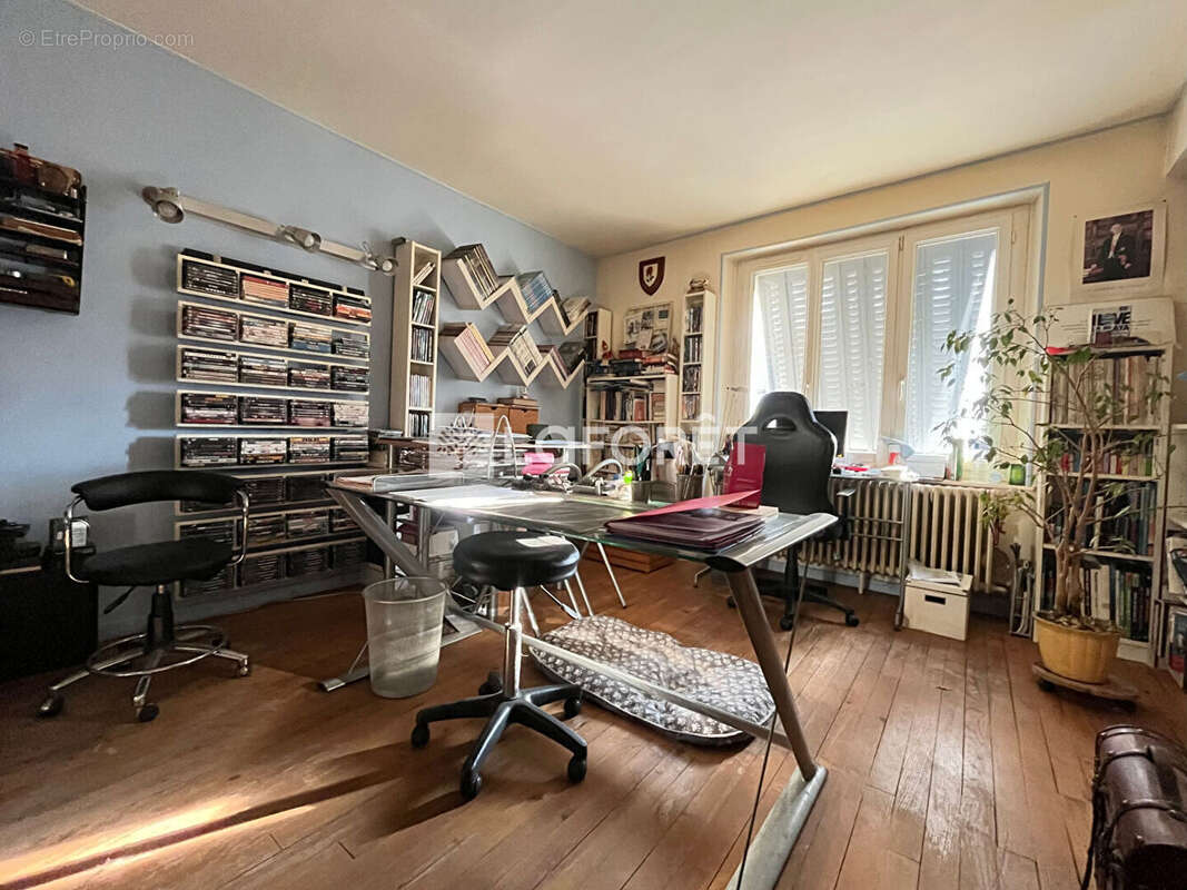 Maison à BALAGNY-SUR-THERAIN