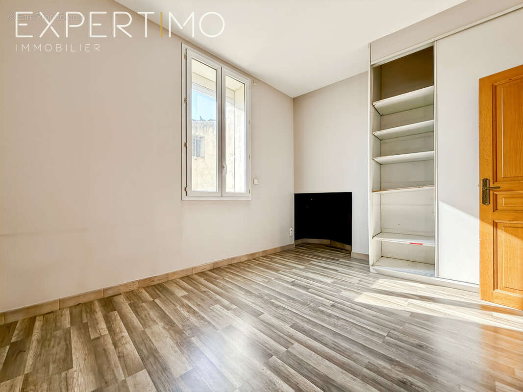 Appartement à LUNEL