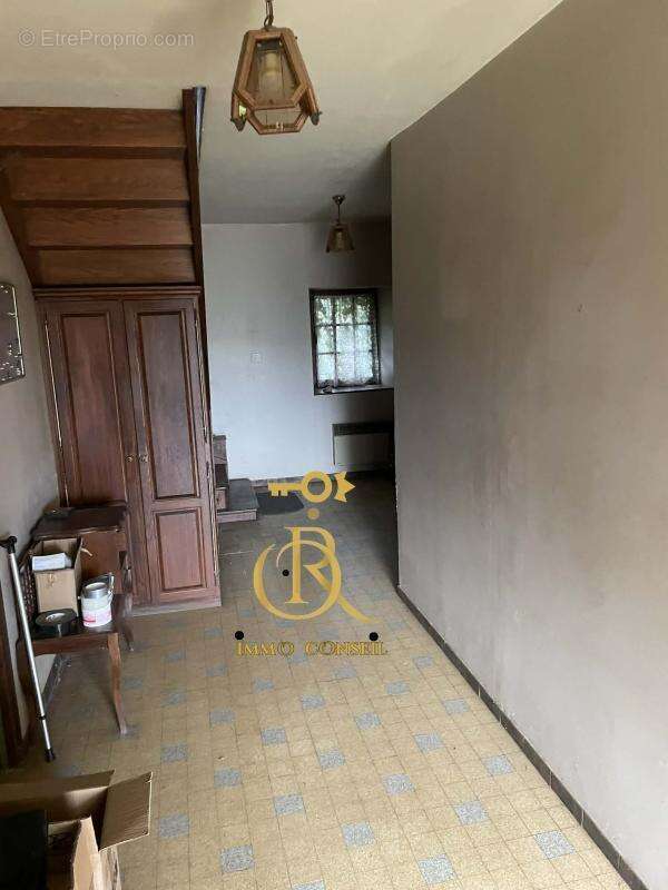 Maison à DURDAT-LAREQUILLE