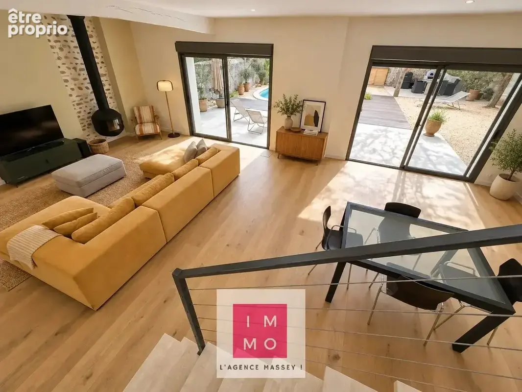 Caractère, charme & esprit contemporain — une demeure de 180 m² à la rénovation très récente, proche des commodités - photo 21