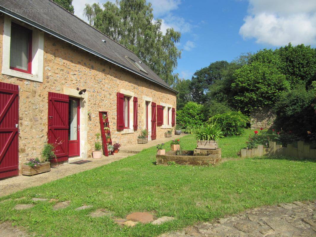 Maison à LOUE