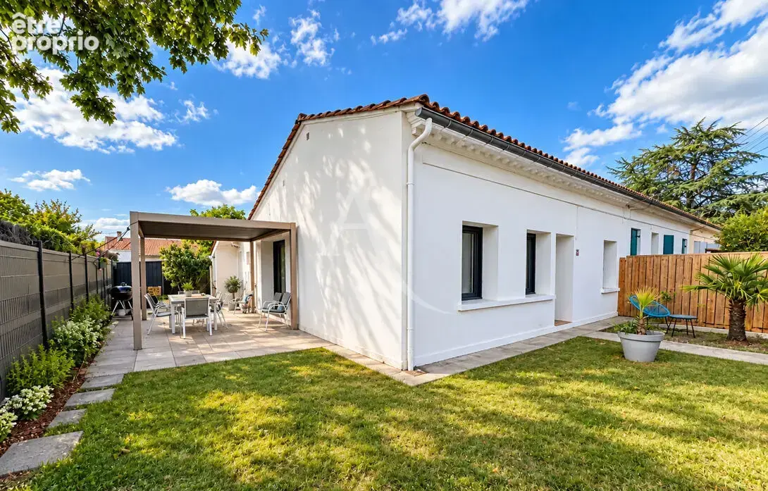 Maison Saint-médard-en-jalles 4 pièces - photo 1