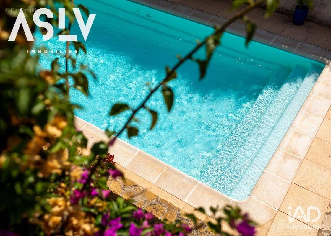 Photo 1 - Maison à SIX-FOURS-LES-PLAGES