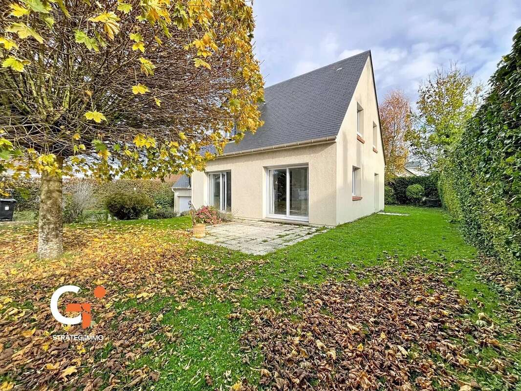 Maison à LE MESNIL-ESNARD