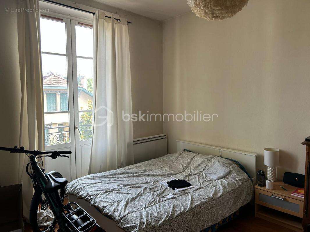 Appartement à TASSIN-LA-DEMI-LUNE