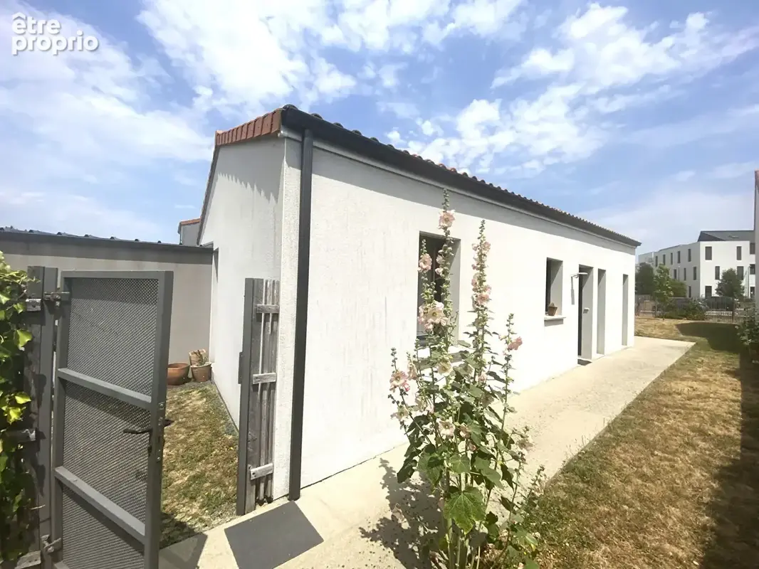 Plain-pied récent, 2 chambres, jardin, garage - photo 2