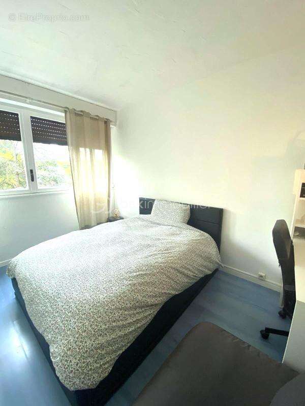 Appartement à LA CELLE-SAINT-CLOUD