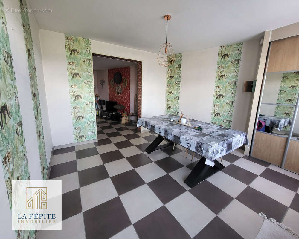 Maison de ville 114 m2 - 2 chambres - 2 bureaux - terrasse et jardin - aulnoye-aymeries - photo 4