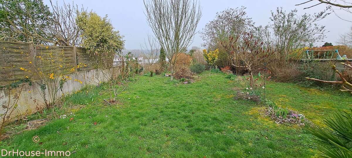Maison à BEAUMONT-SUR-OISE