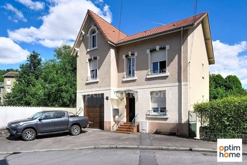 Maison à LONGUYON