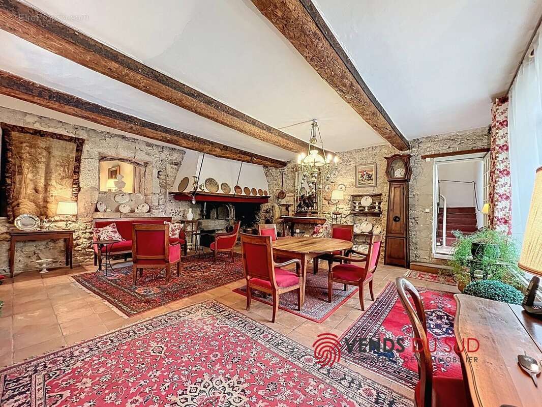 Maison à COLOMBIERS