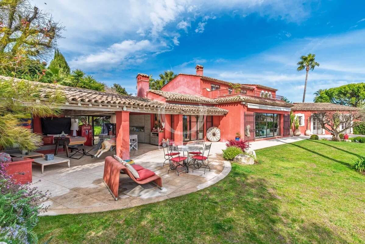 Maison à MOUGINS