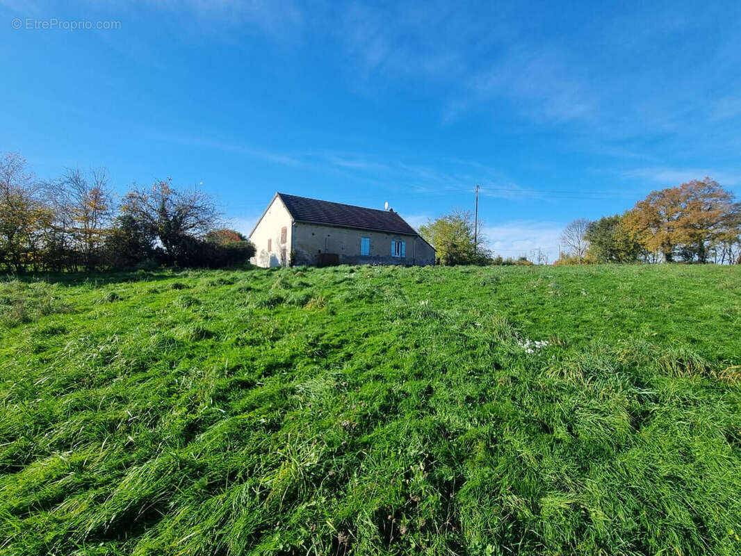 Photo 2 - Maison à ISSY-L&#039;EVEQUE