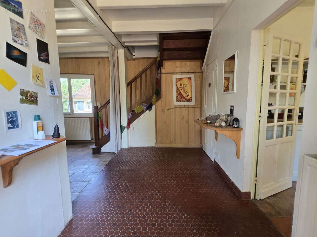 Ensemble de 3 habitations sur un parc de 2ha76 avec étang! - photo 4