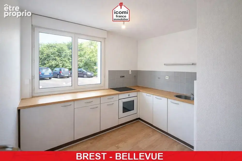 Finistere - brest (29200) - a vendre - appartement - t3 - lumineux - dalle beton - ascenseur - place de parking souterrain prive - photo 7