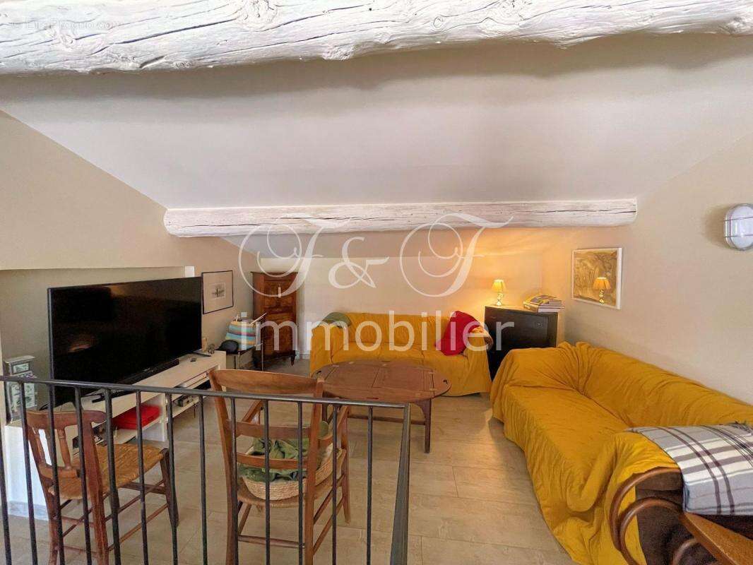 Appartement à APT