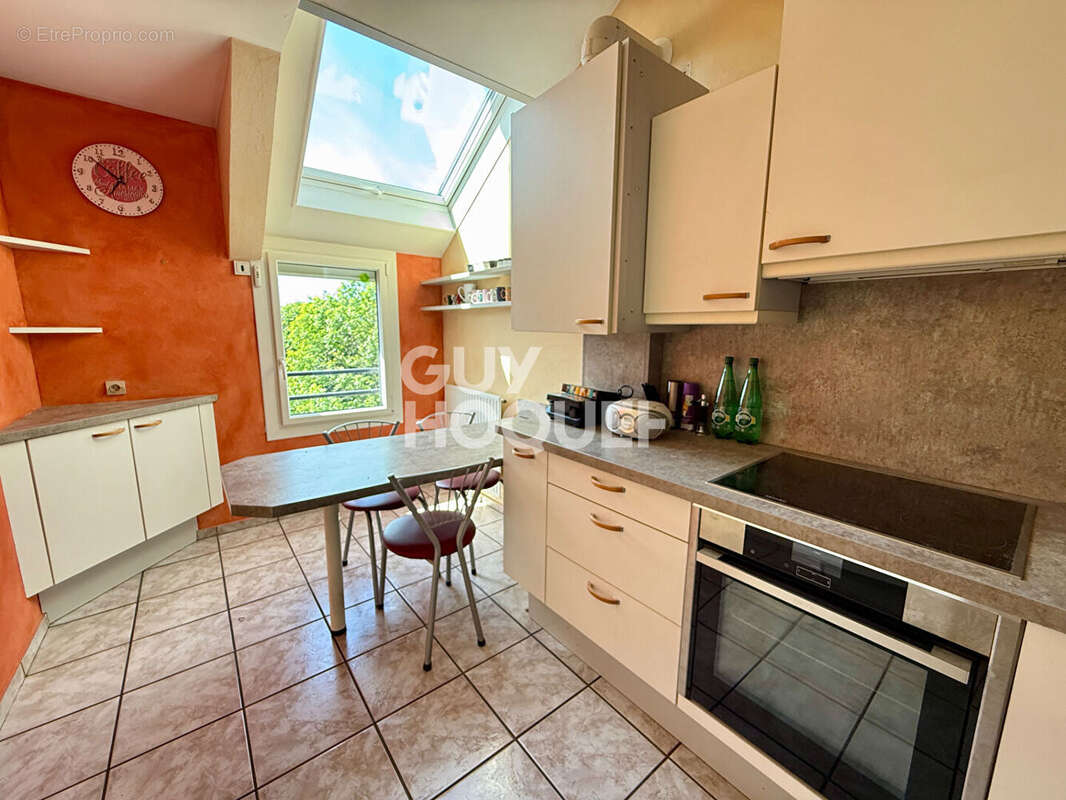 Duplex lumineux avec 4 chambres en dernier étage avec ascenseur - photo 6