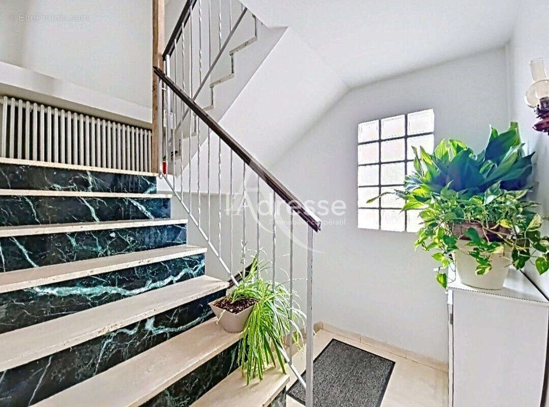 Appartement à OZOIR-LA-FERRIERE