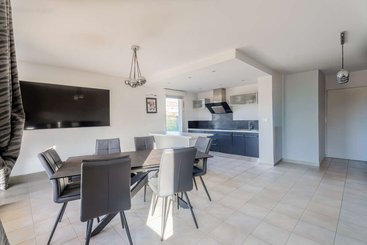 Appartement à LES PENNES-MIRABEAU