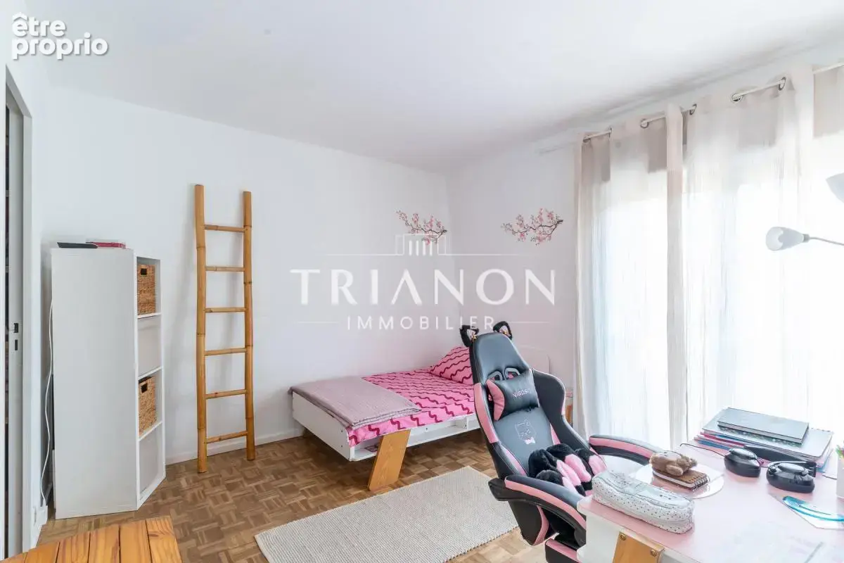Maison familiale de 4 chambres avec véranda et jardin sans vis-à-vis — Quartier recherché - photo 11