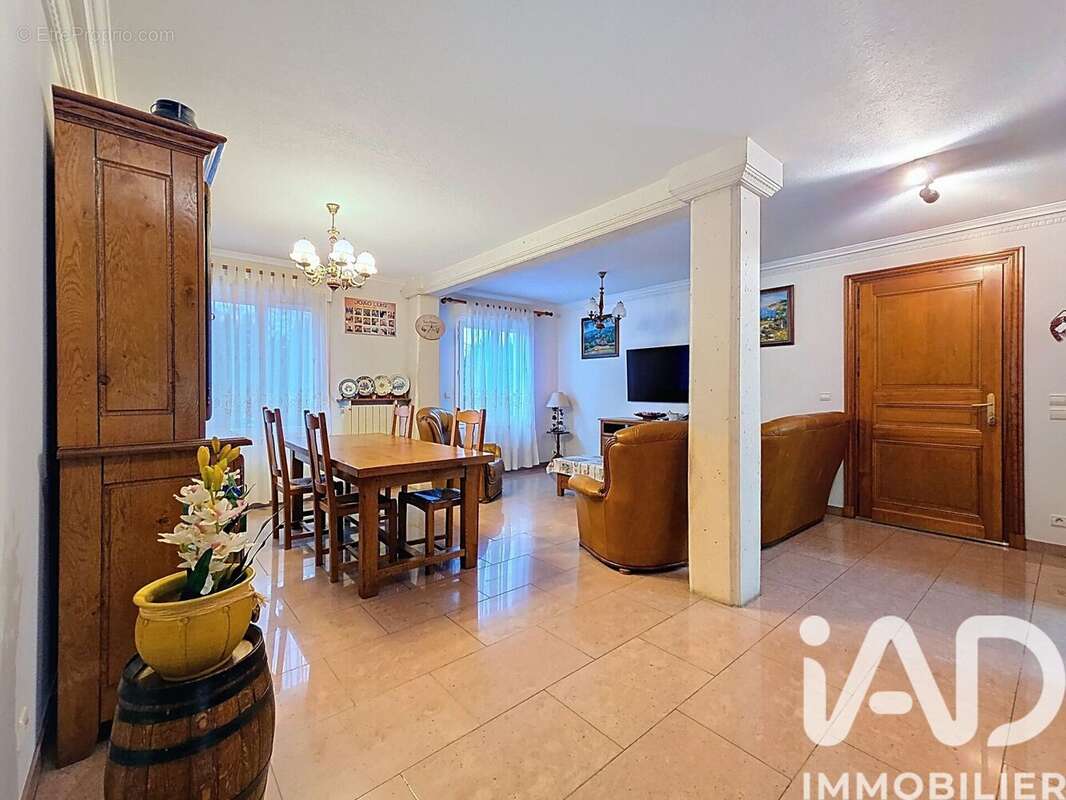 Photo 4 - Maison à CORBEIL-ESSONNES