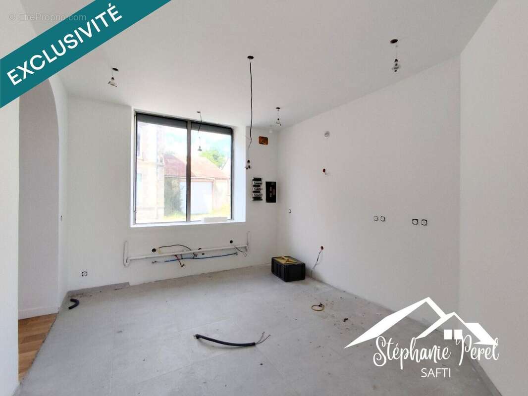 Photo 2 - Maison à LA COURTINE