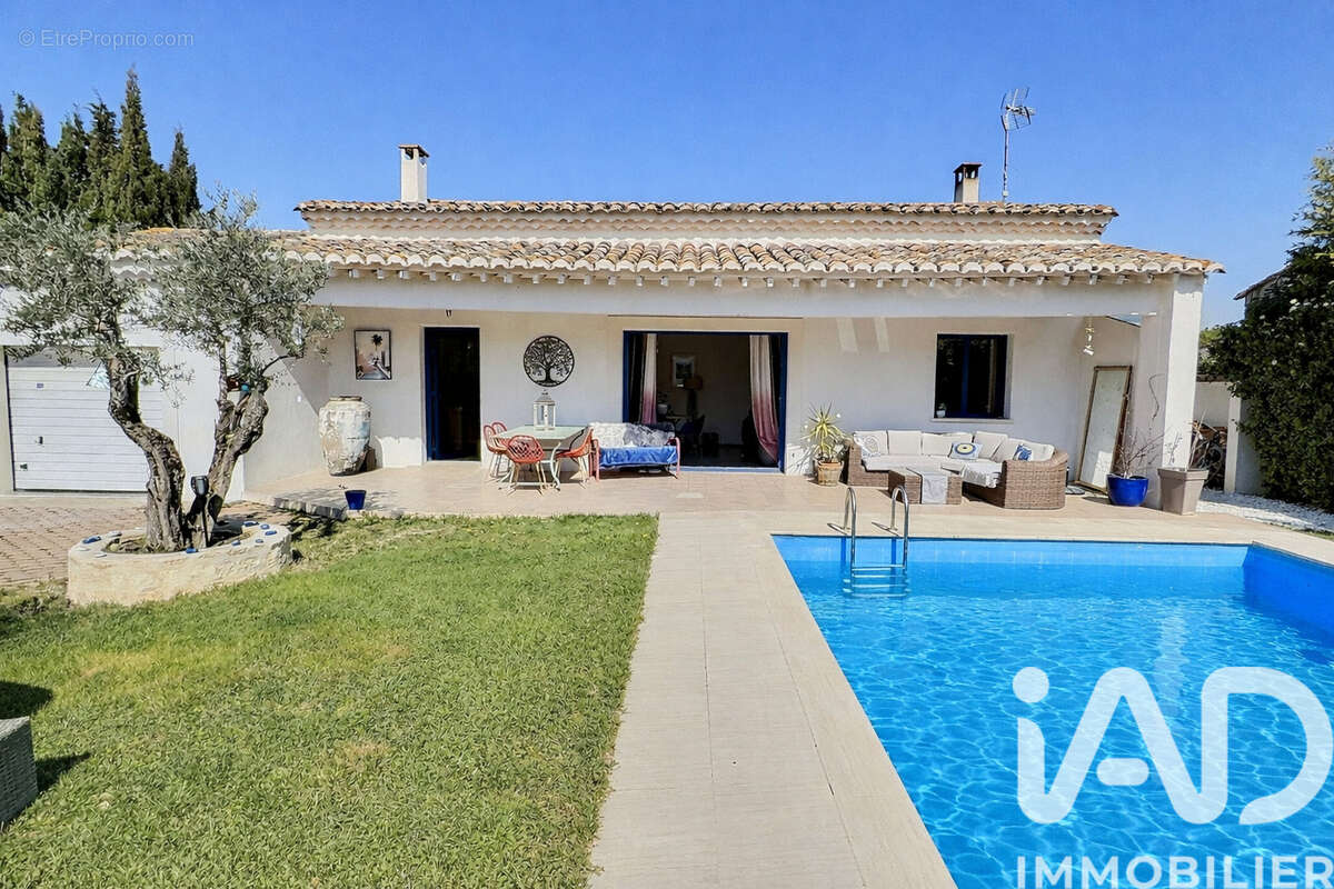 Photo 3 - Maison à MOURIES