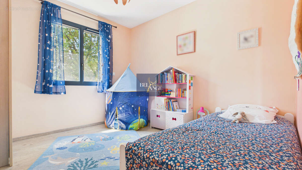 L'élégance contemporaine au cœur de Vagnas - photo 11