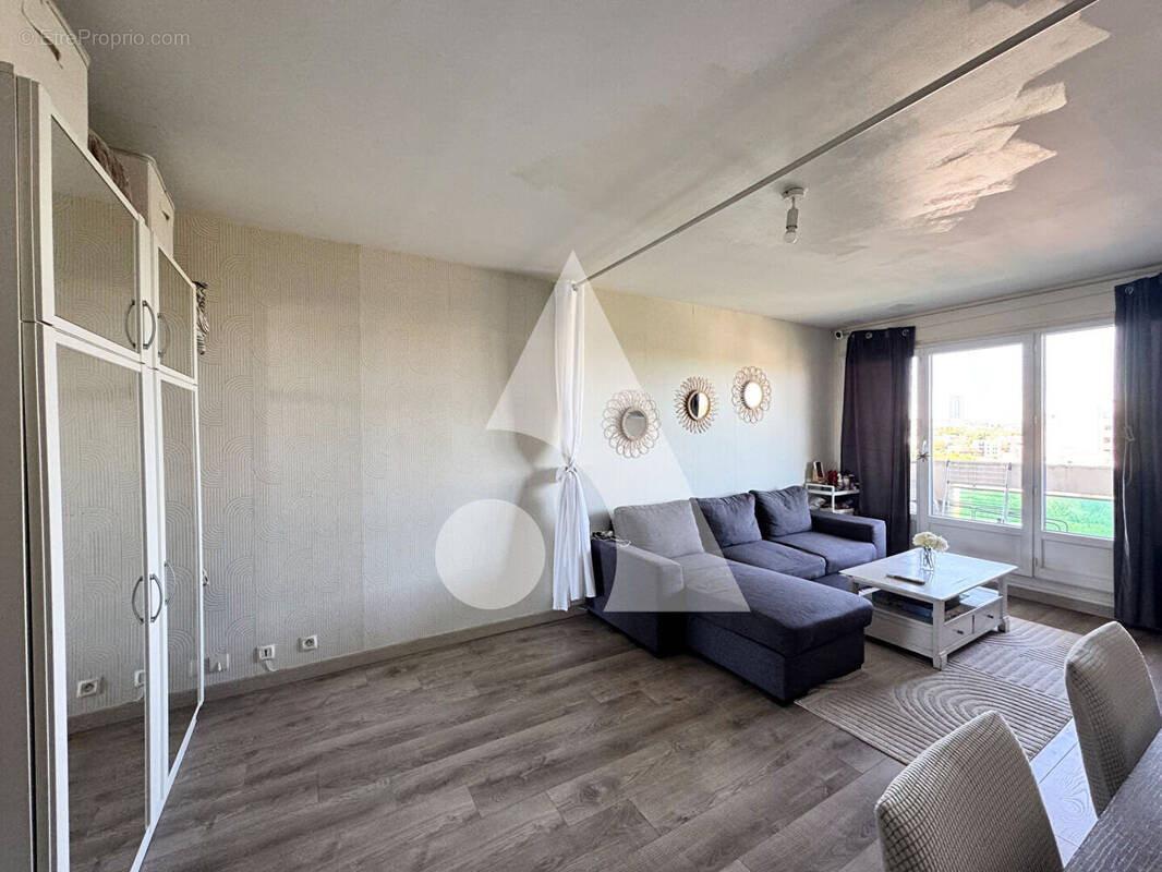 Appartement à EPINAY-SUR-SEINE