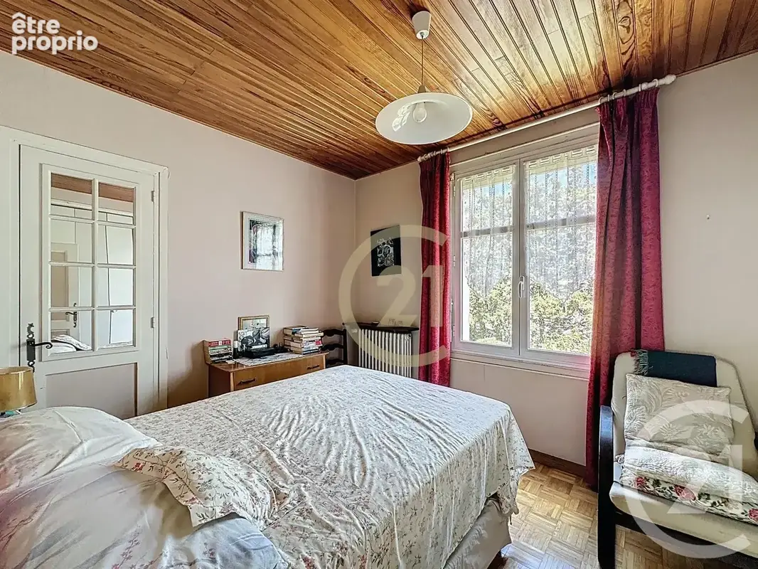 Maison 9 pièces 185 m² à vendre à Remoulins (30210) - photo 7