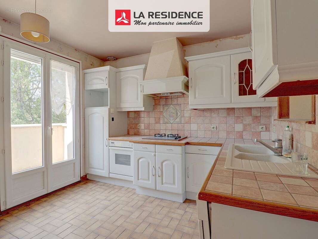 Maison 95 m² à Villiers-Saint-Frederic  - photo 9