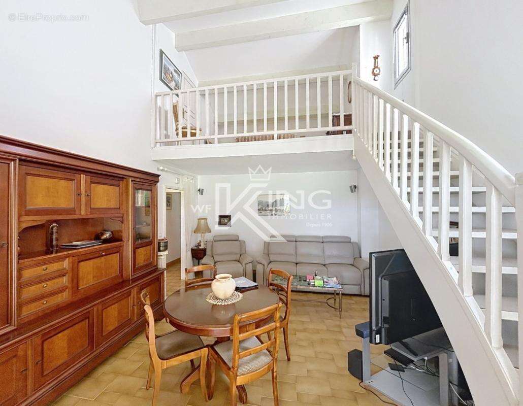 Appartement à SAINT-RAPHAEL