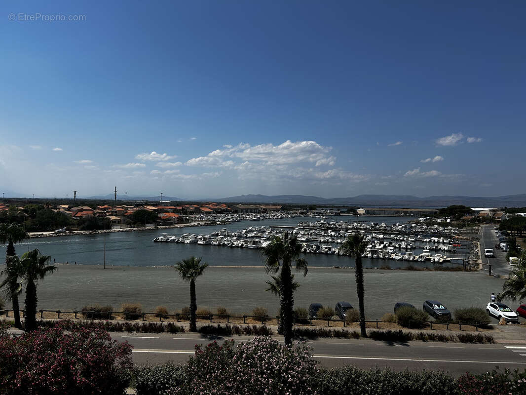 Tres bel f4 avec terrasse et garage vue port/ mer / port barcares - photo 13