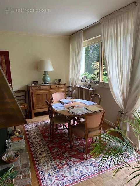 Appartement à L&#039;ETANG-LA-VILLE