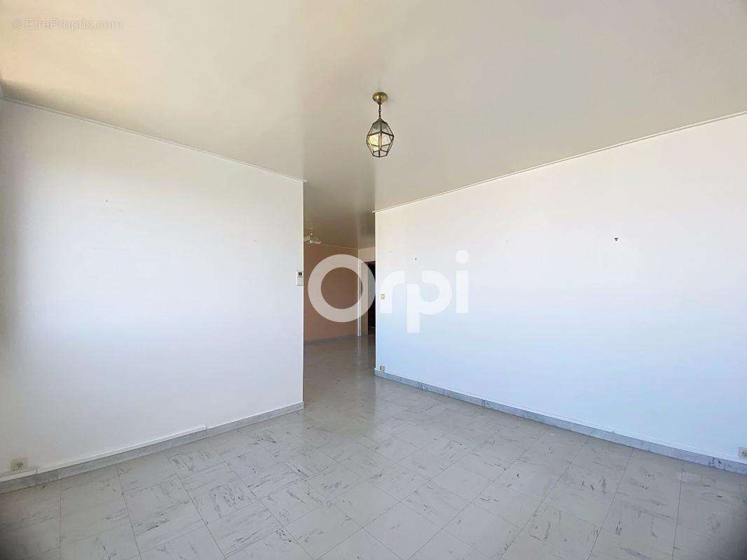 Appartement avec Garage et vue mer à Vendre - photo 11