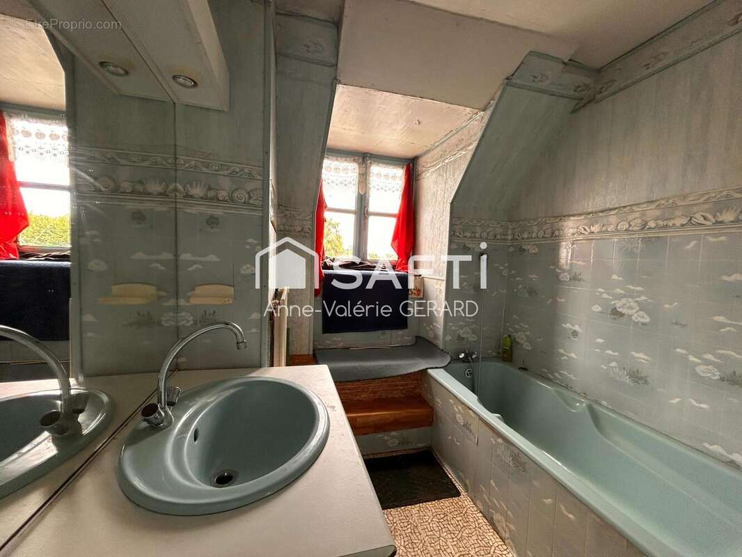Photo 4 - Maison à FOUGEROLLES-DU-PLESSIS