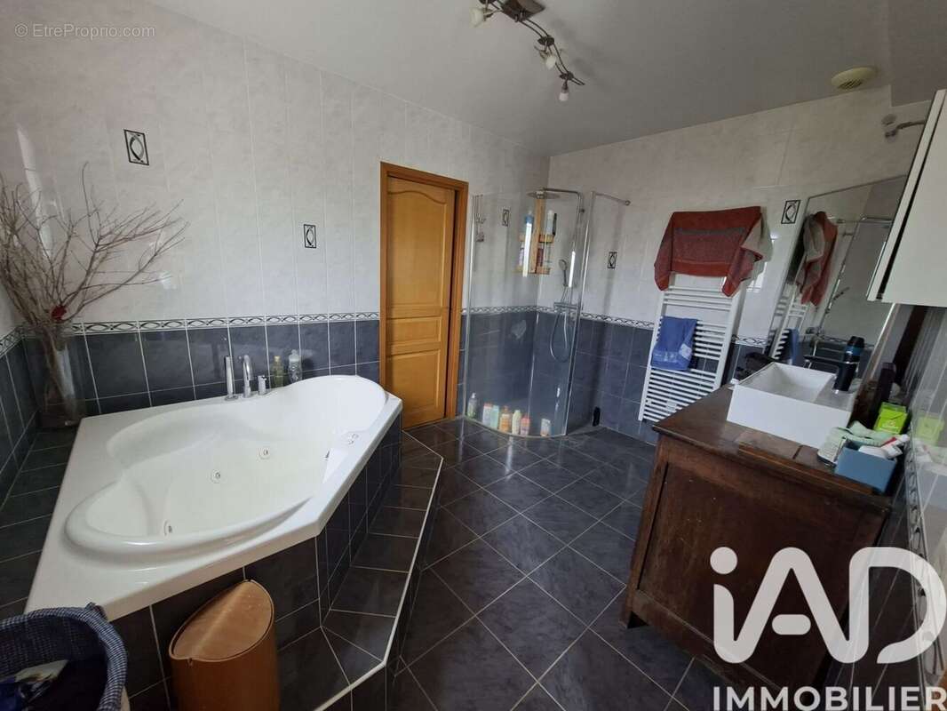 Photo 7 - Maison à QUINCAY